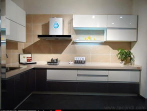 武漢櫥柜加工廠(chǎng) 全新定制整體實(shí)木防水櫥柜與衣柜，品質(zhì)如一，匠心制造