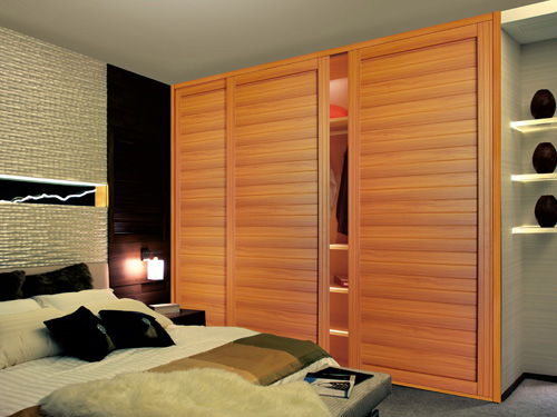 如何買到既實用又實惠的實木衣柜？看這七點就夠了